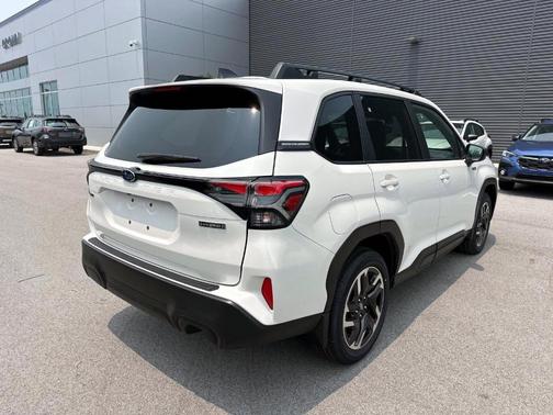 2025 Subaru Forester Hybrid Premium