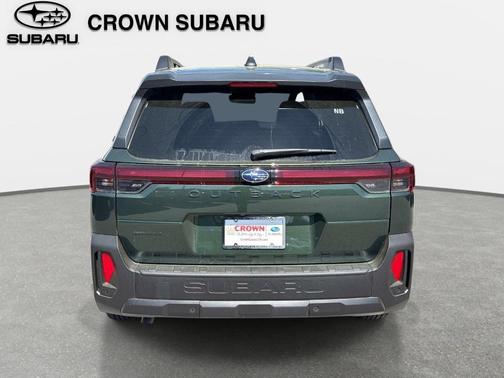 Deep Emerald Green 2026 Subaru Outback Limited