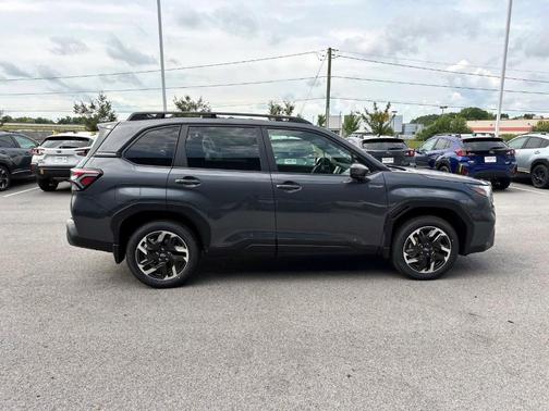 2025 Subaru Forester Hybrid Premium