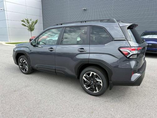 2025 Subaru Forester Hybrid Premium