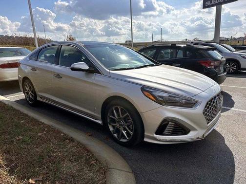 2019 Hyundai SONATA Limited 2.0T