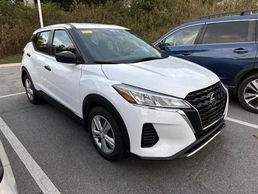2021 Nissan Kicks S