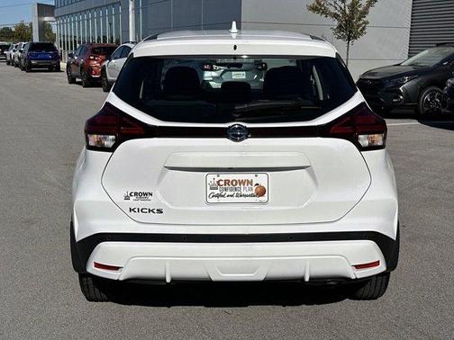 2021 Nissan Kicks S