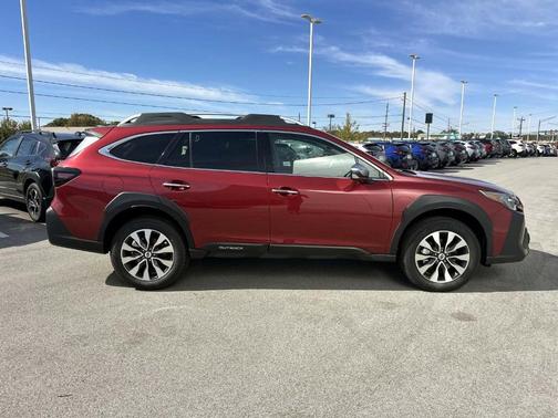 2025 Subaru Outback Touring XT