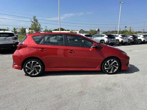 2016 Scion iM Base