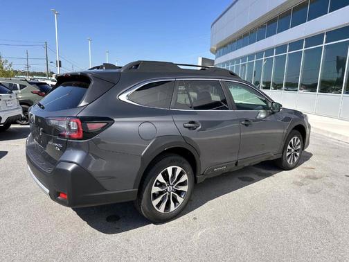 2025 Subaru Outback Limited XT