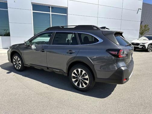 2025 Subaru Outback Limited XT