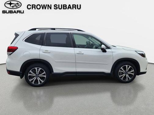 Crystal White Pearl 2021 Subaru Forester Limited