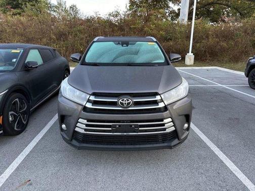 2017 Toyota Highlander Limited Platinum