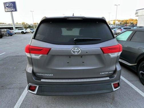 2017 Toyota Highlander Limited Platinum