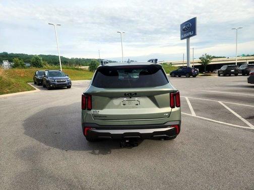Jungle Green 2025 Kia Sorento SX