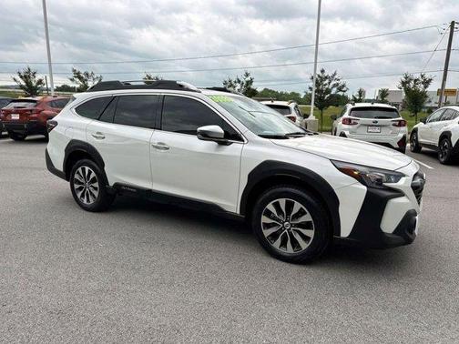 2023 Subaru Outback Touring XT
