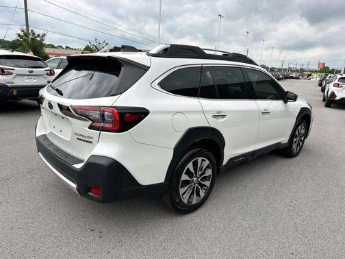 2023 Subaru Outback Touring XT