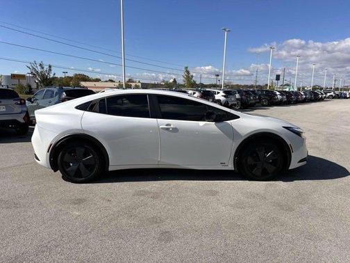 2024 Toyota Prius LE