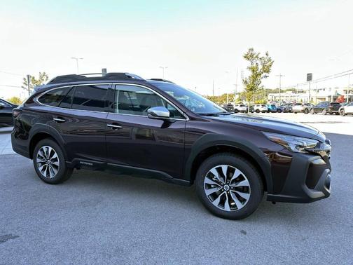 2025 Subaru Outback Touring XT