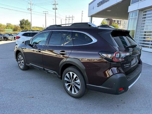 2025 Subaru Outback Touring XT