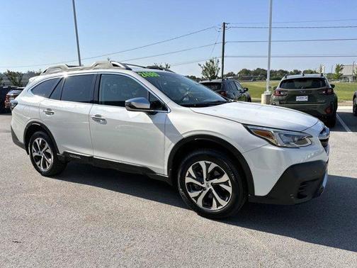 2020 Subaru Outback Touring XT