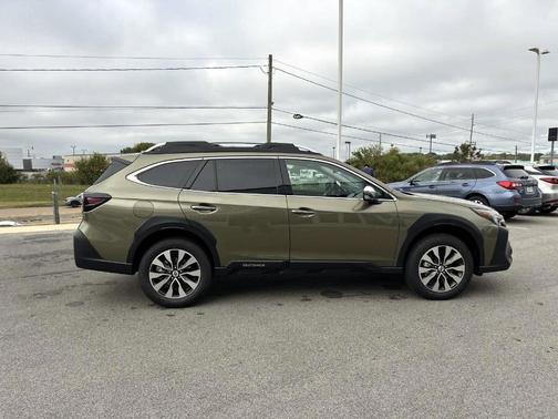 2025 Subaru Outback Touring XT