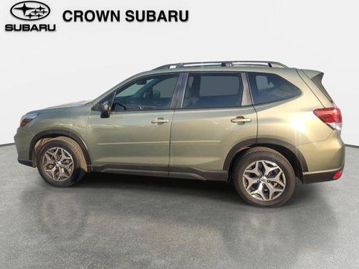 Jasper Green Metallic 2019 Subaru Forester Premium
