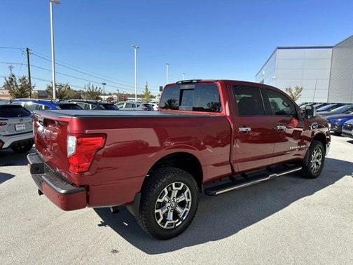 2018 Nissan Titan XD SL