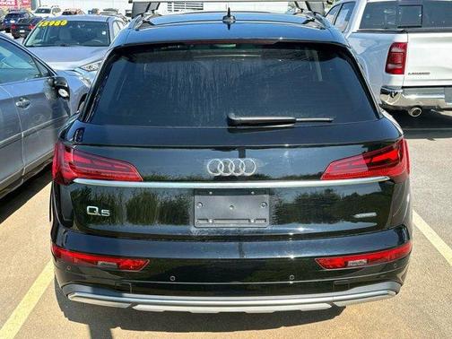 2023 Audi Q5 40 Premium