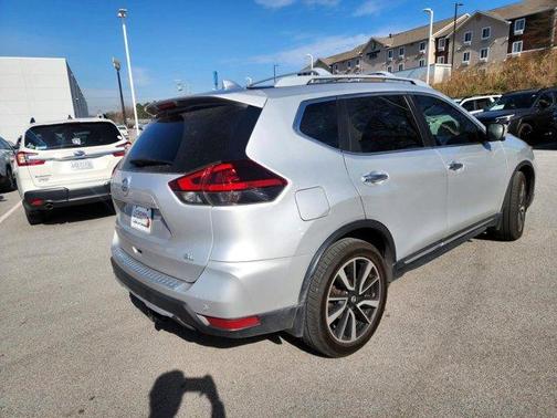 2020 Nissan Rogue SL