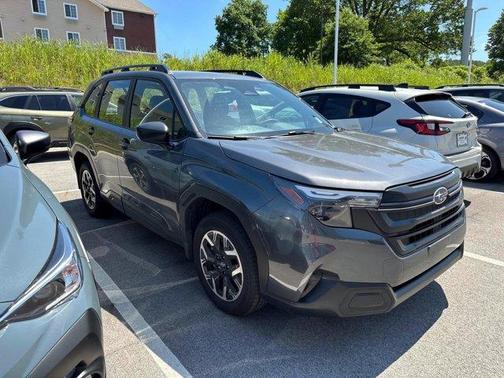 2025 Subaru Forester Base