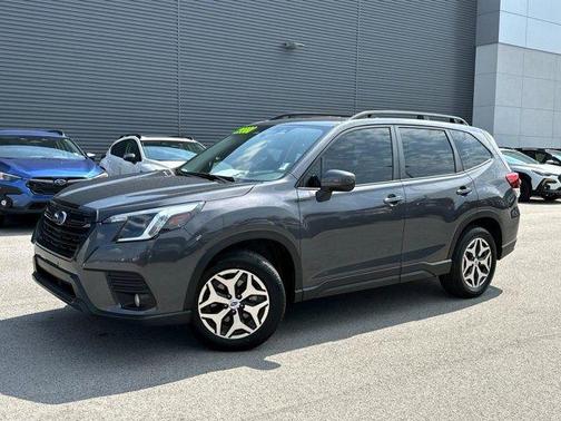 2023 Subaru Forester Premium