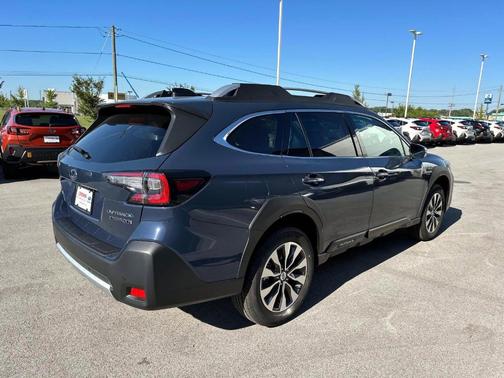 2025 Subaru Outback Touring XT