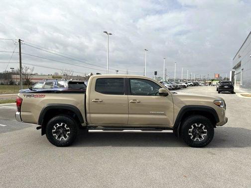 2019 Toyota Tacoma SR