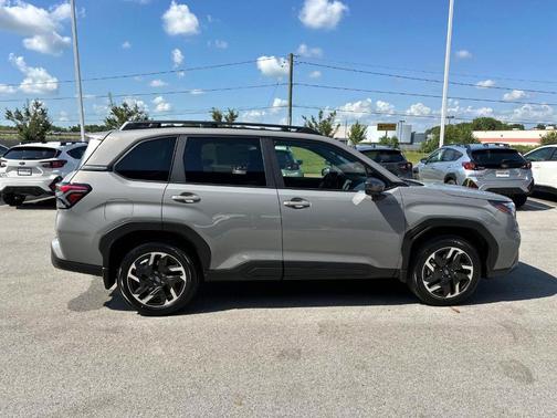 2025 Subaru Forester Hybrid Premium