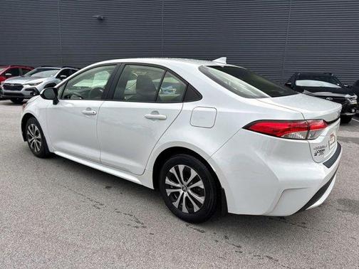 2022 Toyota Corolla Hybrid LE