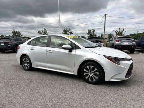 2022 Toyota Corolla Hybrid LE