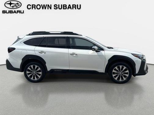 2023 Subaru Outback Touring XT