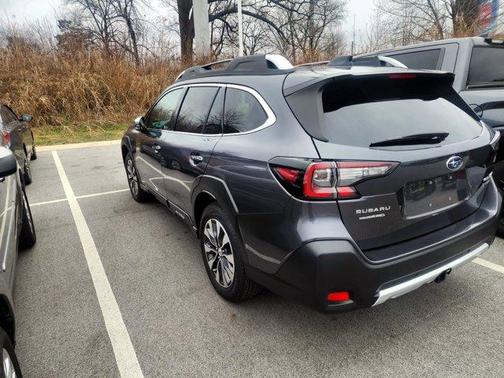 2025 Subaru Outback Touring XT