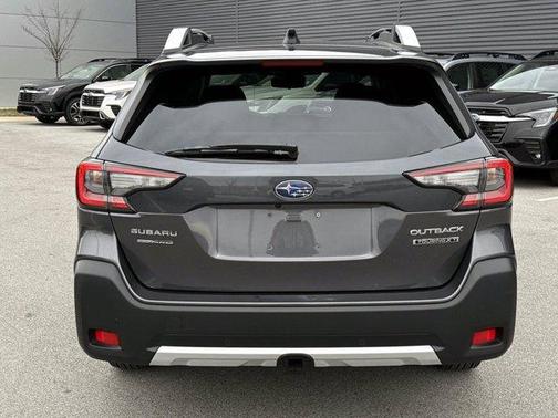 2025 Subaru Outback Touring XT