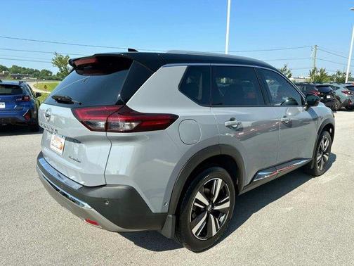2021 Nissan Rogue Platinum