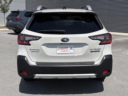 2025 Subaru Outback Touring XT