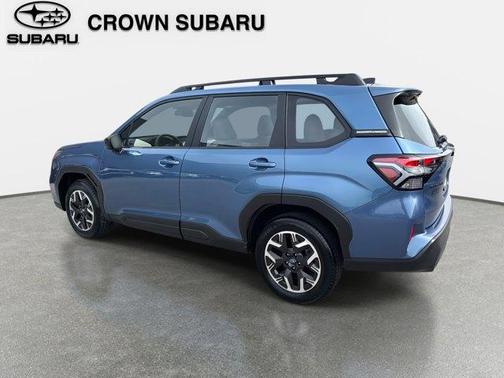 2025 Subaru Forester Base