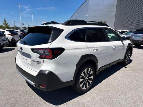 2025 Subaru Outback Limited XT