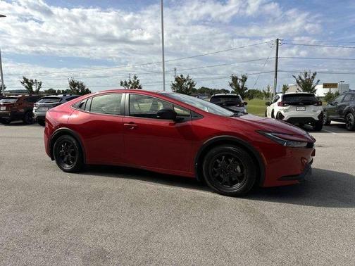 2025 Toyota Prius LE