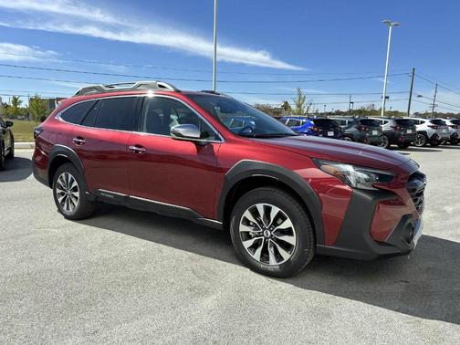 2025 Subaru Outback Touring XT