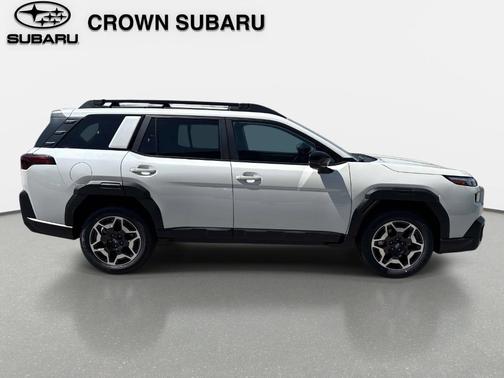 Crystal White Pearl 2026 Subaru Outback Touring