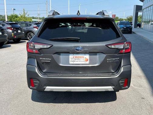 2022 Subaru Outback Touring XT