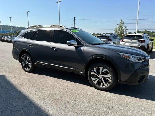 2022 Subaru Outback Touring XT