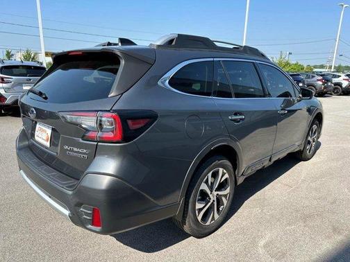 2022 Subaru Outback Touring XT