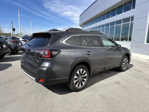 2025 Subaru Outback Touring