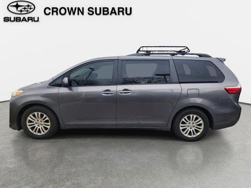 2017 Toyota Sienna L
