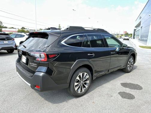 2025 Subaru Outback Touring XT