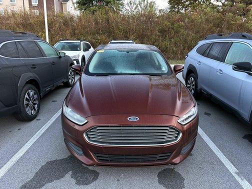 2015 Ford Fusion SE